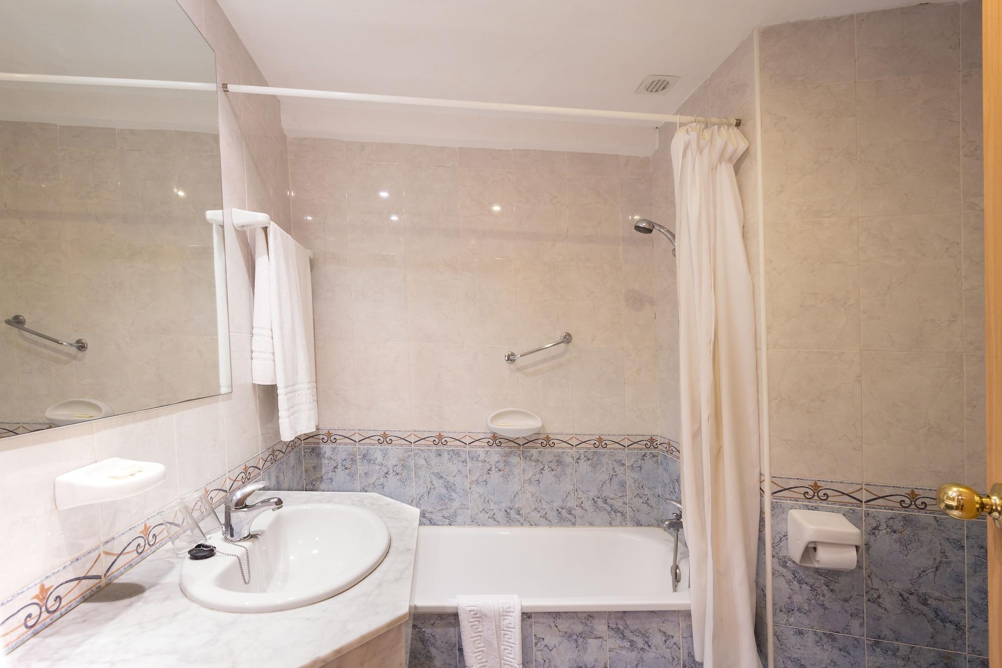 Medplaya Hotel Alba Beach Беналмадена Екстериор снимка